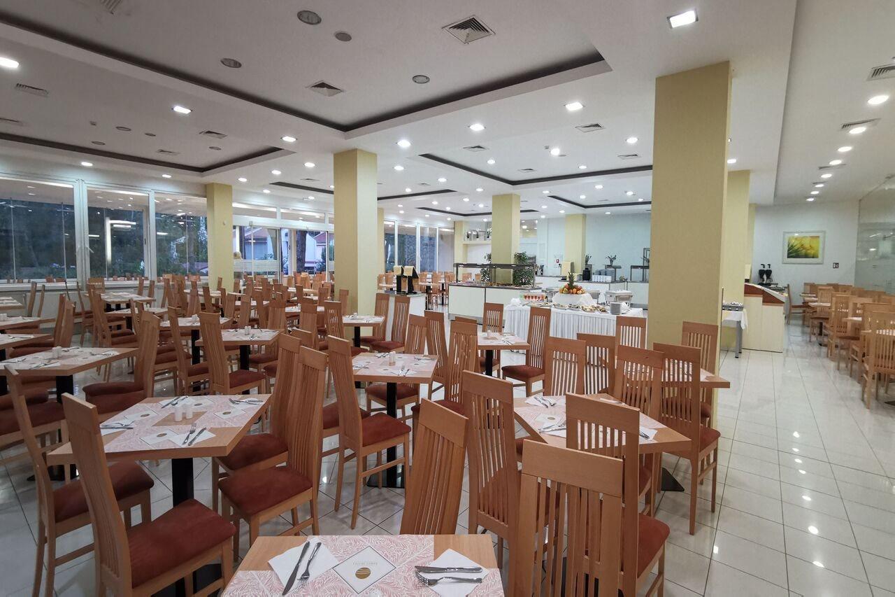 Family Hotel Adria Biograd Na Moru Extérieur photo
